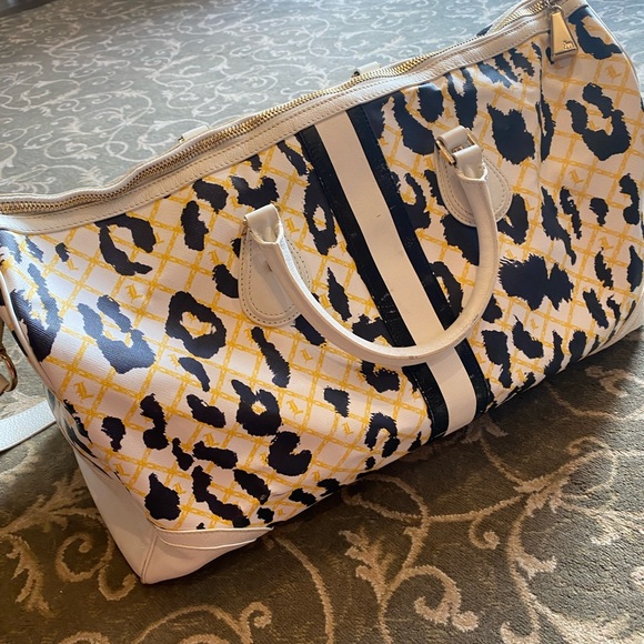 L.A.M.B. by Gwen Stefani Samburu Duffel Bag  Travel Tote Designer w/ Duster Bag - Picture 7 of 16